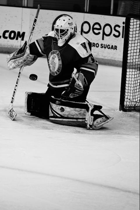 Ronin G5X Hockey Goalie Throat Protector - Senior
